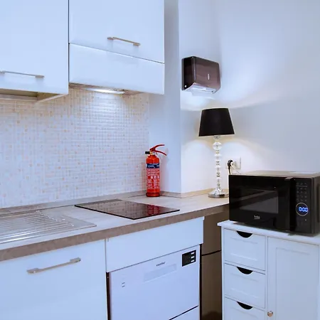 Casa Donna Olimpia شقة